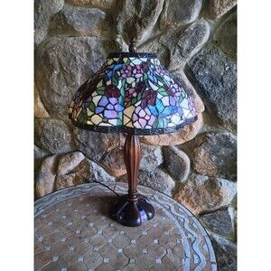 Vintage Tiffany-Style Butterfly Stained Glass Table Lamp floral Art nouveau